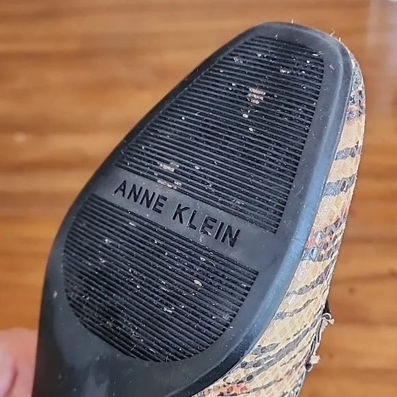 Anne Klein iflex Tiger Loafer Women's Size 6 - Picture 10 of 10